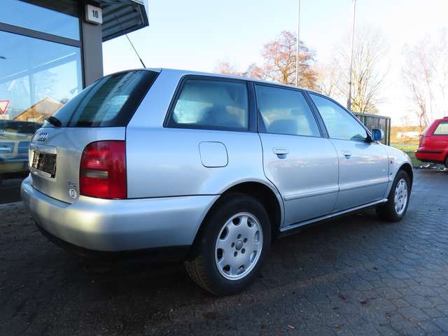 Audi A4 Avant 1.8 *nur 143 TKM*1.Hand*HU a.W. neu*eSD*Alu*