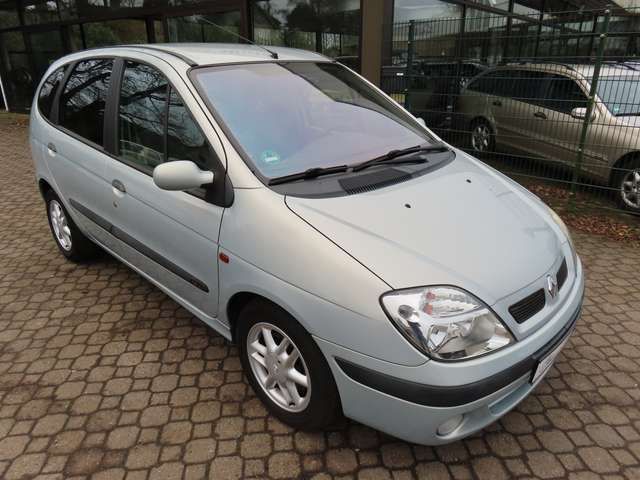 Renault Scenic 640w