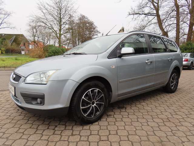 Ford Focus Turnier 1.6 16V Ghia *Automatik*2.Hand*HU a.W. neu