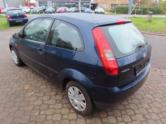 Ford Fiesta 1.3 Ambiente *nur 66 TKM*HU neu*1.Hand*Klima*eFH*