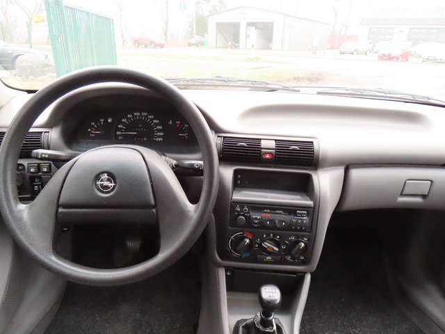 Opel Astra F 1.6 GL *1.Hand*HU 12/2026*nur 105 TKM*GJ-Reifen*