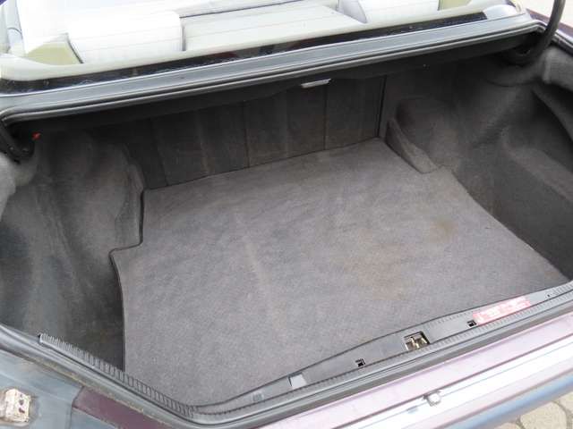 Mercedes-Benz E200 D W124 *H-Kennzeichen*HU neu*Klima*5-Gang*3.Hand*