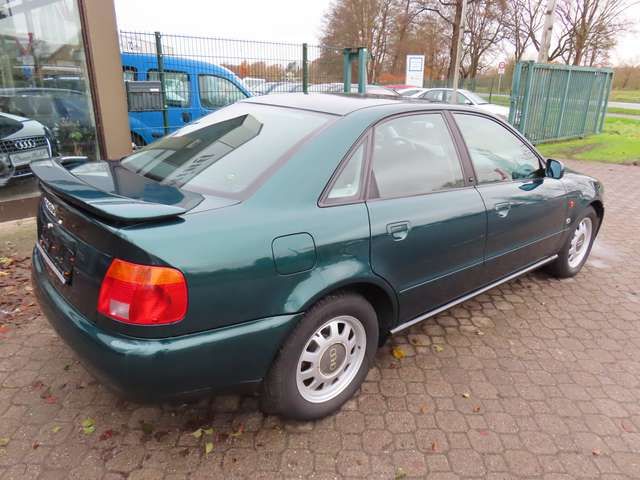 Audi A4 2.6 *1.Hand*Scheckheft*HU a.W. neu*Klimaautom.*eSD