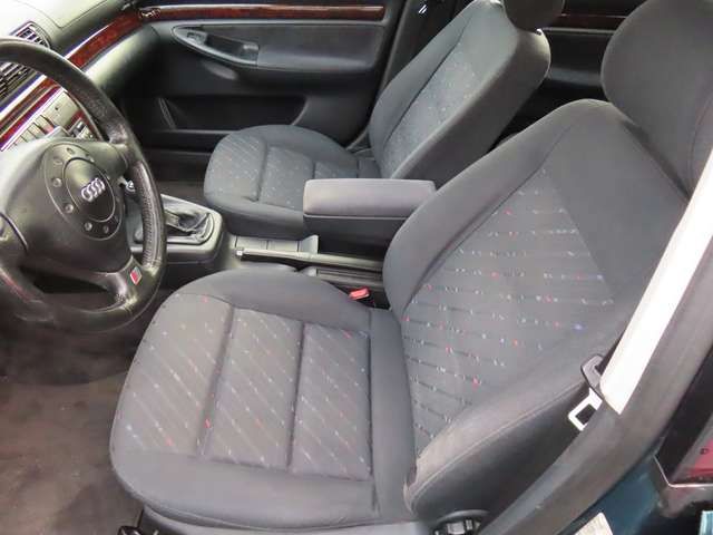 Audi A4 2.6 *1.Hand*Scheckheft*HU a.W. neu*Klimaautom.*eSD