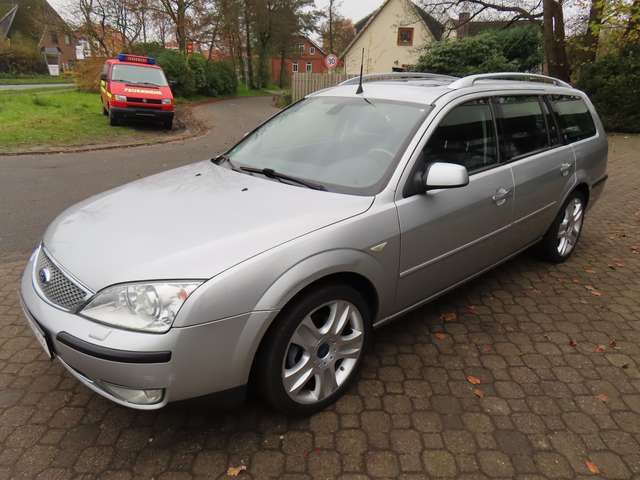 Ford Mondeo 2.0 Turnier TDCi Ghia *nur 123 TKM*1.Hand*Leder*