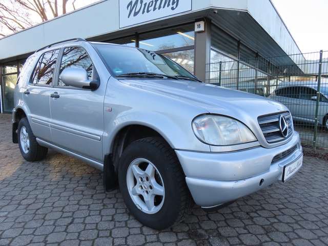 Mercedes-Benz ML 320 *2.Hand*HU a.W. neu*Leder*AHK*SHZ*eSD*Automatik*