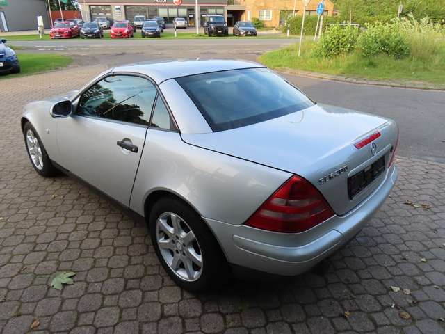 Mercedes-Benz SLK 200 *Scheckheft*HU neu*3.Hand*Leder*SHZ*Windschott*