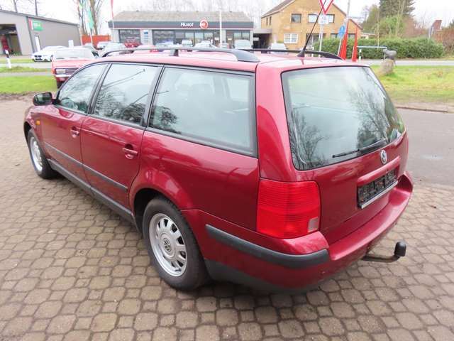 VW Passat Variant 1.8 *HU 10/2026*Leder*Automatik*AHK*Klimaautomatik