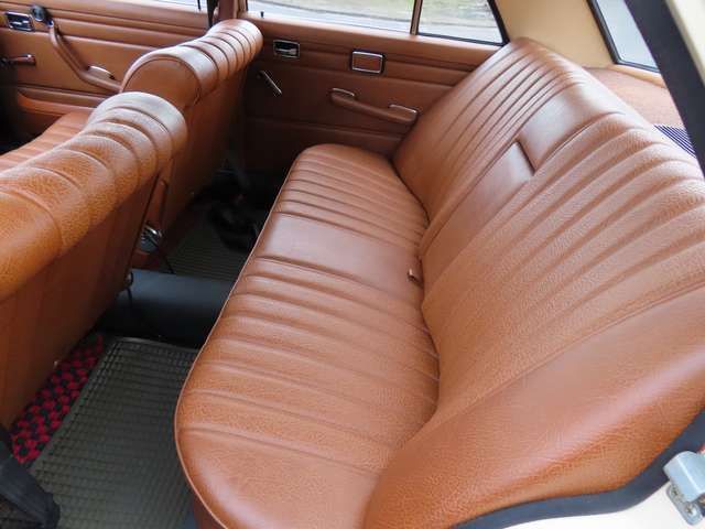 Mercedes-Benz 200 D /8 W115 *1.Hand*HU a.W. neu*Pappbrief*MB-Tex*