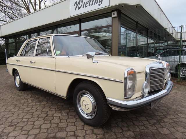 Mercedes-Benz 200 D /8 W115 *1.Hand*HU a.W. neu*Pappbrief*MB-Tex*