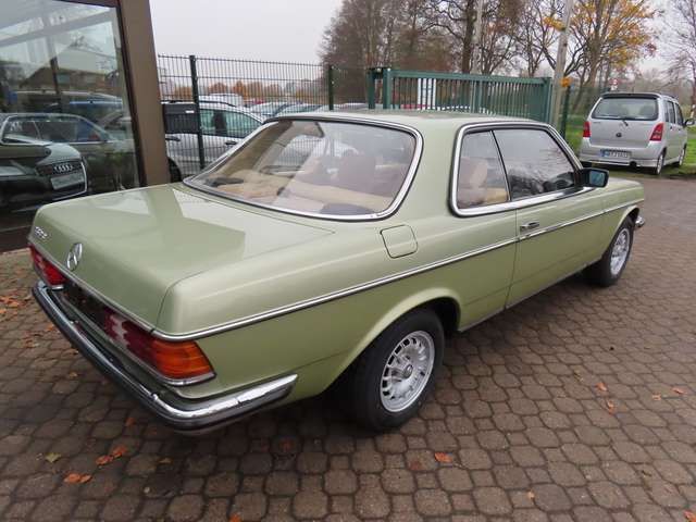 Mercedes-Benz 230 C W123 *H-Kennzeichen*HU a.W. neu*eSSD*Alu-Felgen*