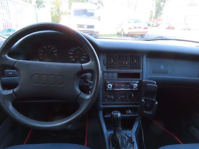 Audi 80