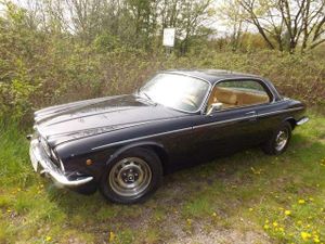 Jaguar XJ6