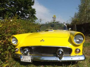 Ford Thunderbird