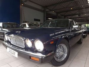 Jaguar XJ12