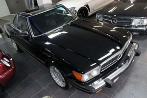 Mercedes-Benz SL 560