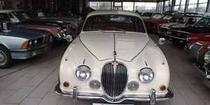 Jaguar MK II