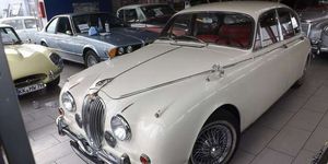 Jaguar MK II