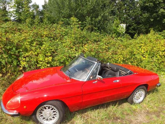 Alfa Romeo Spider 2000 - Eine wahre italienische Schönheit!