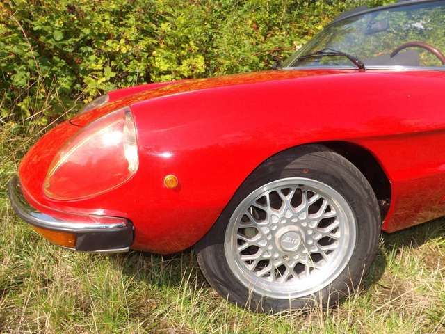 Alfa Romeo Spider 2000 - Eine wahre italienische Schönheit!