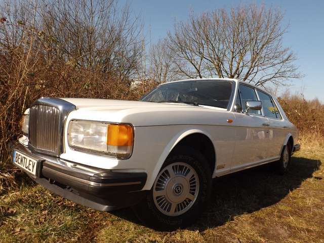 Bentley Eight 640w