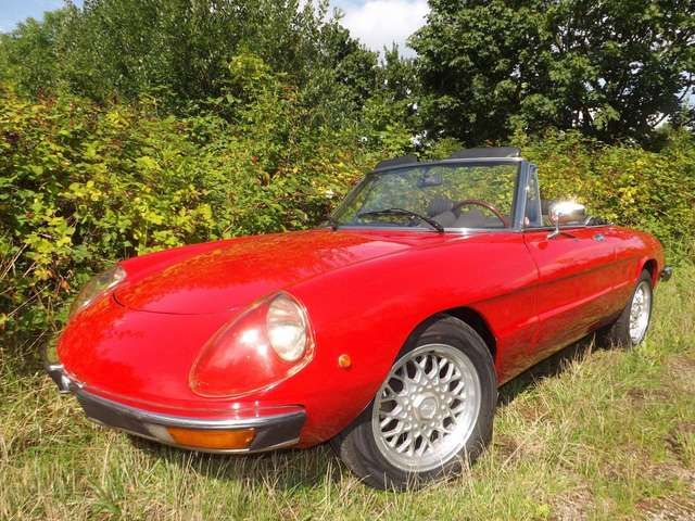 Alfa Romeo Spider 2000 - Eine wahre italienische Schönheit!