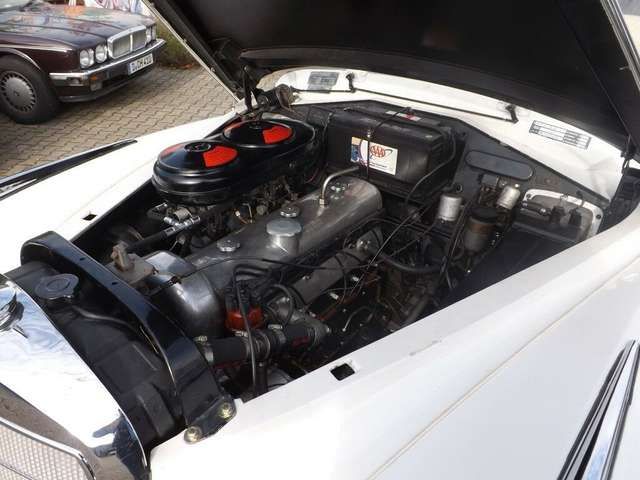 Mercedes-Benz 300 Adenauer Cabrio