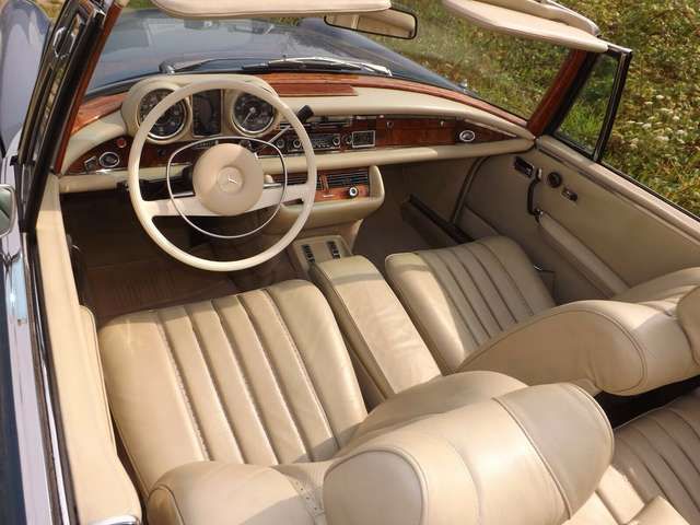 Mercedes-Benz 280 SE Cabriolet (W 111)