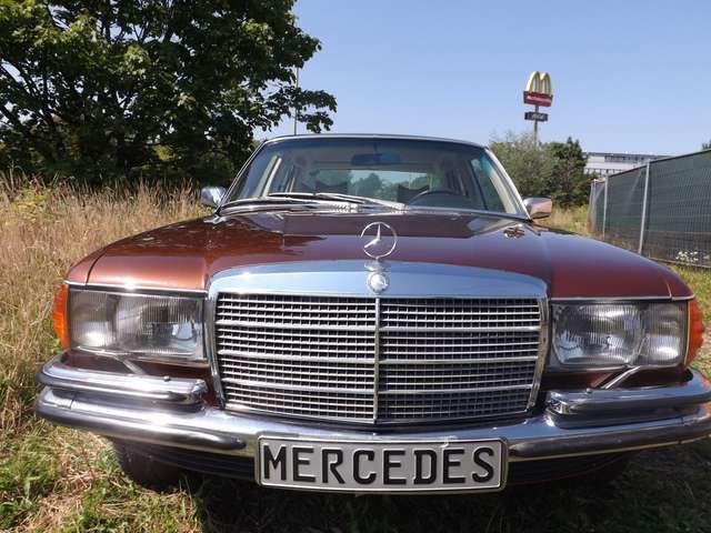 Mercedes-Benz 450 SEL 6.9