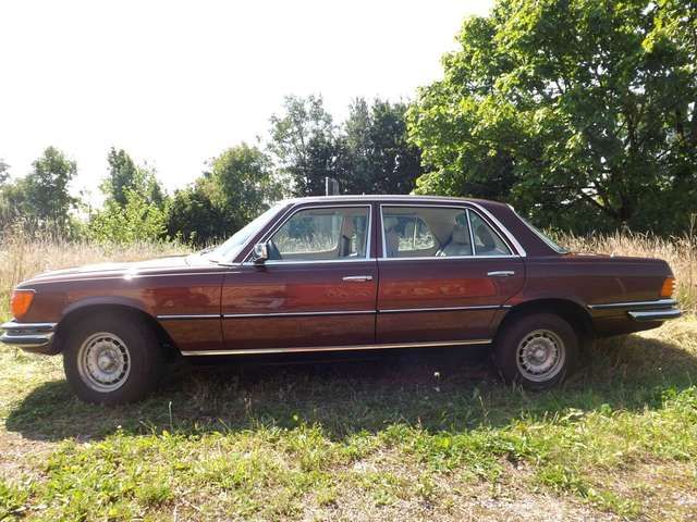 Mercedes-Benz 450 SEL 6.9