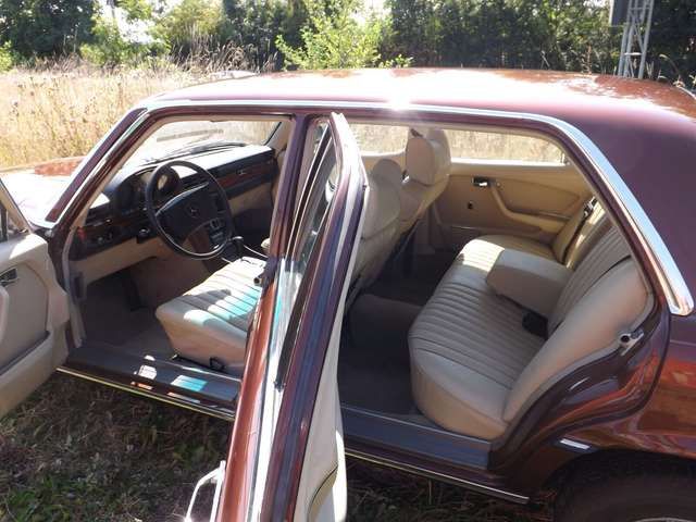 Mercedes-Benz 450 SEL 6.9