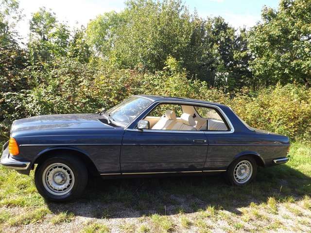 Mercedes-Benz 230 CE-"das Beste oder nichts"(orig. Zitat MB)!!