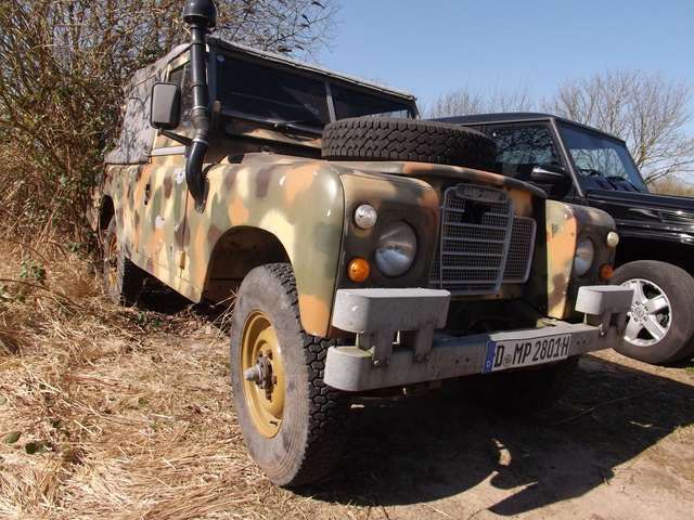Land Rover Series 640w