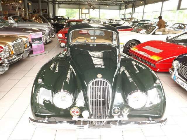 Jaguar XK 120 - die Superkatze!