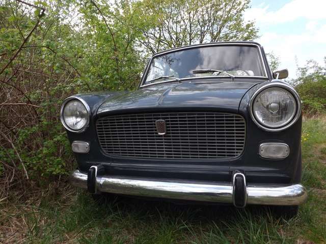 Fiat Sonstige 1100-kleines italienisches Auto ganz groß !