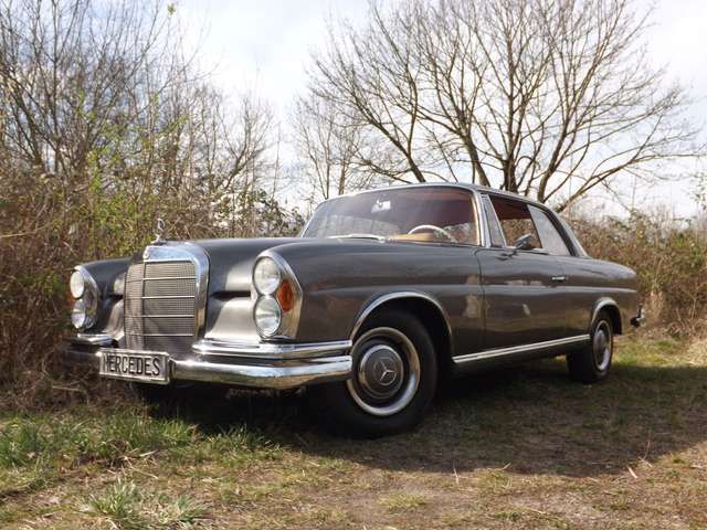 Mercedes-Benz 220 SEB Coupe-eins der allerschönsten und besten