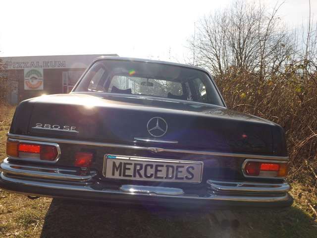 Mercedes-Benz 280 SE/8     ein wirklich echter "Pracht-Benz" !