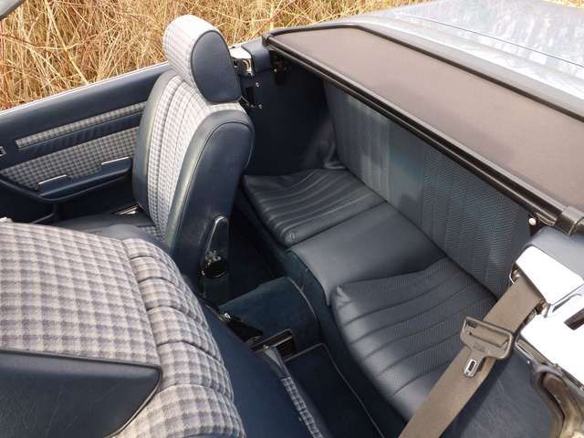 Mercedes-Benz SL 280 (107),"erhaben über jeglichen Zweifel !"