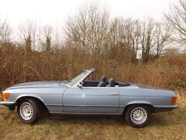 Mercedes-Benz SL 280 (107),"erhaben über jeglichen Zweifel !"