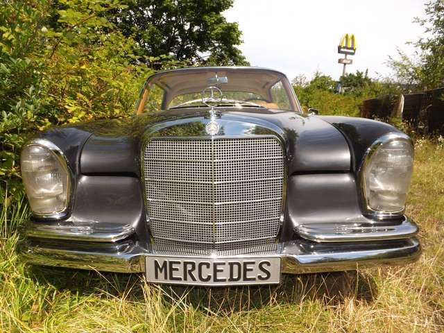 Mercedes-Benz 220 SE Coupé, sehr schön und sehr günstig!