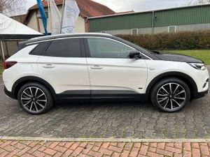 Opel Grandland X Ultimate Plug-in-Hybrid 4