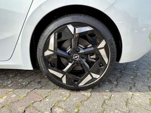 Opel Astra GSe Plug-in-Hybrid