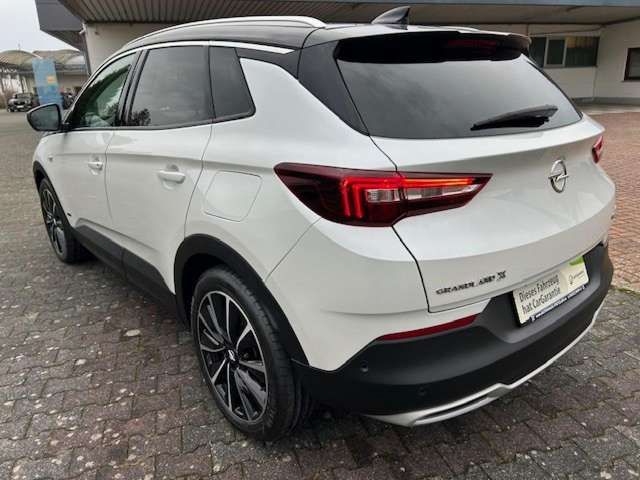 Opel Grandland X Ultimate Plug-in-Hybrid 4