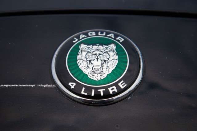 Jaguar XK8 Coupe 1. Hand