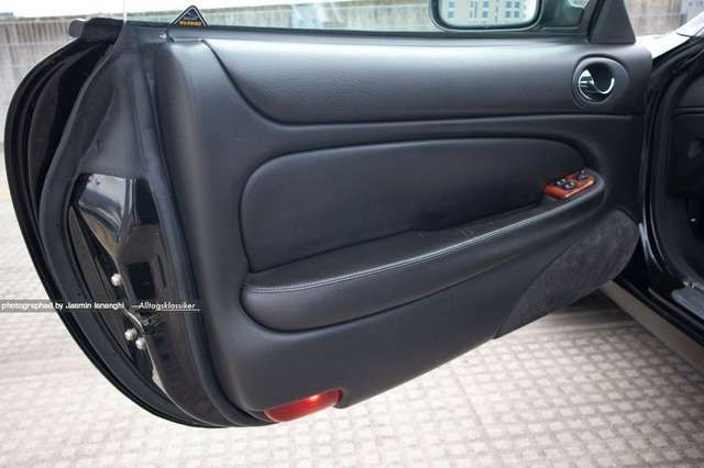Jaguar XK8 Coupe 1. Hand