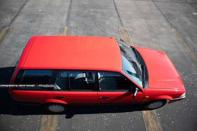 Mazda 323