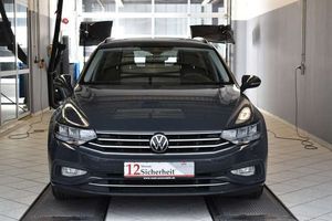 VW Passat Variant 2.0TDI Business DSG*LED*ACC*SHZ