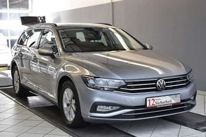 VW Passat Variant 2.0TDI Business DSG*LED*STH