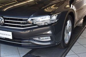 VW Passat Variant