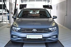 VW Passat Variant 2.0TDI Business DSG*AHK*LED*SHZ*A